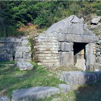 S06 - Trekking urbano–naturalistico a Roccagloriosa